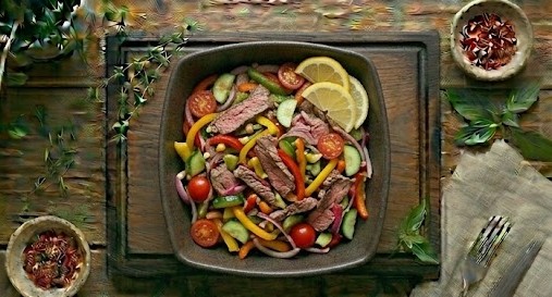 Салат з яловичиною та овочами