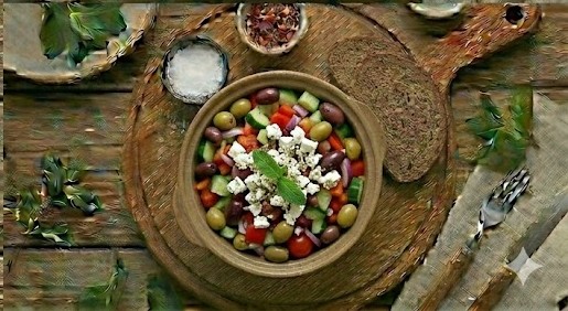 Салат з фетою та оливками