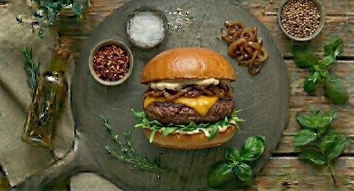 Бургер з яловичиною